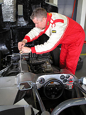 dave1.jpg (59226 bytes)